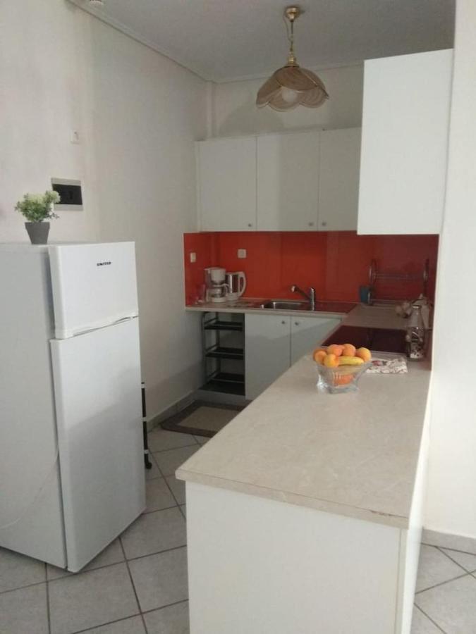 Flat With Garden Near Sea, Port And Airport Daire Artemida  Dış mekan fotoğraf